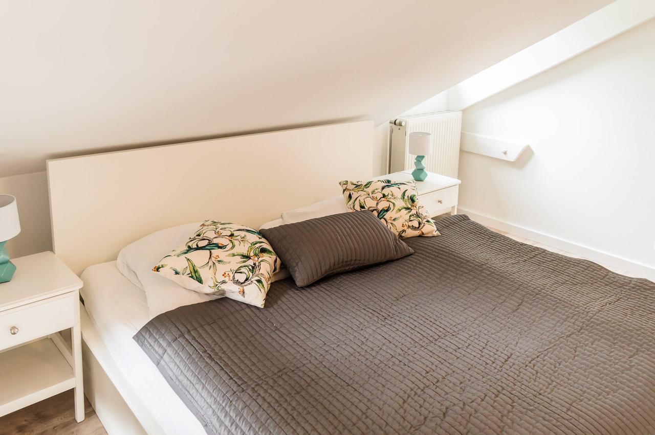 Gutshof Gross Behnkenhagen Appartement Buitenkant foto