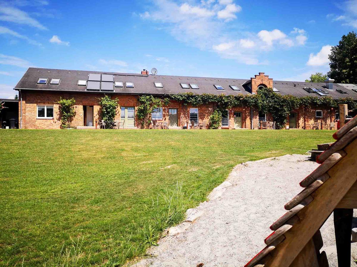 Gutshof Gross Behnkenhagen Appartement Buitenkant foto