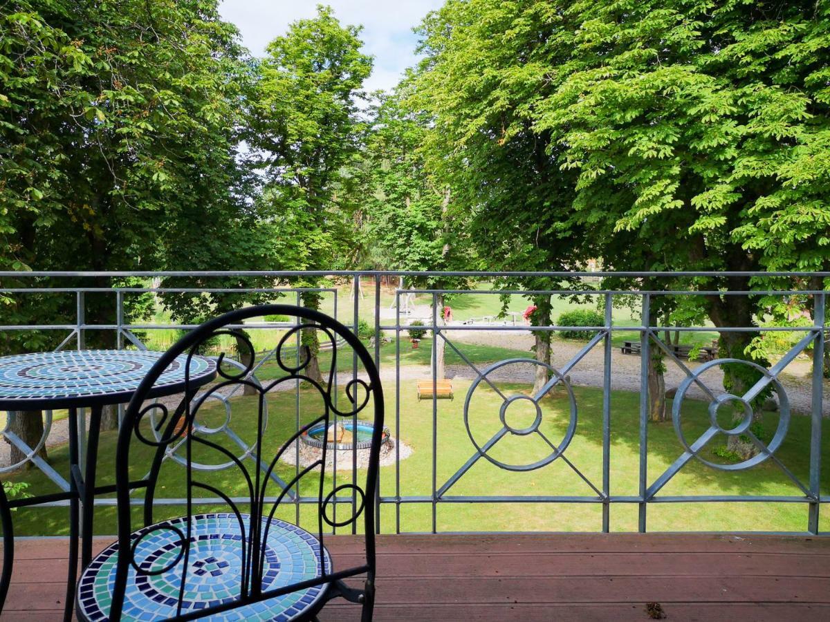 Gutshof Gross Behnkenhagen Appartement Buitenkant foto