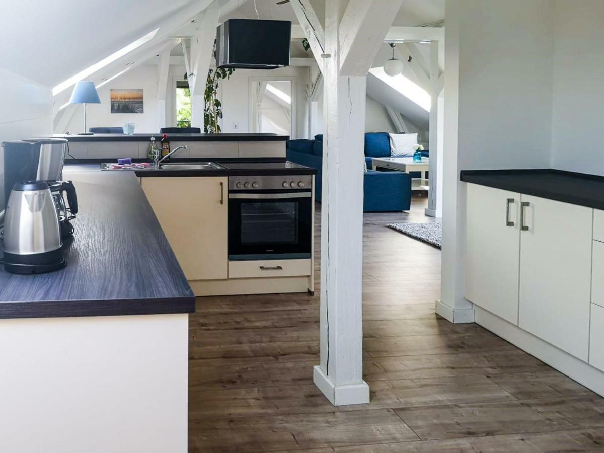 Gutshof Gross Behnkenhagen Appartement Buitenkant foto